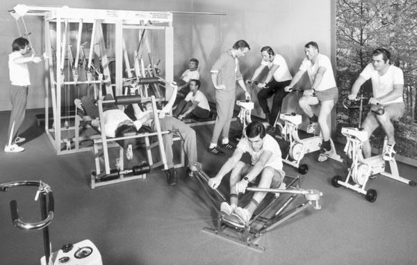 La salle d’entraînement médical, vers 1978